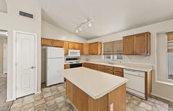 1086 W TODD Drive, Tempe, AZ 85283