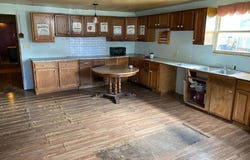 1019 E WALNUT Street, Canton, IL 61520