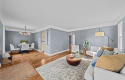 8219 Wainstead Drive, Parma, OH 44129