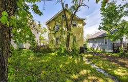 132 Irondale Street, Elyria, OH 44035