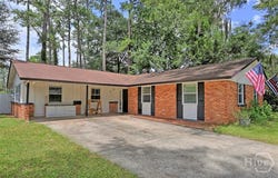 8 Hillyer Drive, Savannah, GA 31406