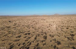 6 227th E, Palmdale, CA 93591