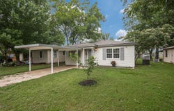 717 Small Street, Bowie, TX 76230