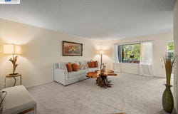3441 Tice Creek Rd, Walnut Creek, CA 94595