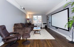 1385 Broadway, Hewlett, NY 11577