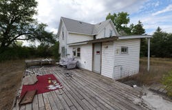22 11th St, Fairview, MT 59221