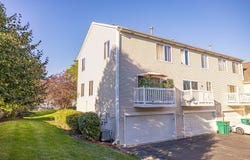 517 Silver Leaf Drive, Joliet, IL 60431