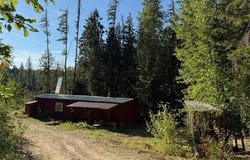 922 Cottonwood Rd, Priest River, ID 83856