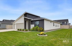 7669 E Flyway St, Nampa, ID 83687