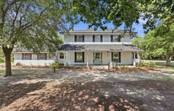 902 NW Avenue D, Carrabelle, FL 32322