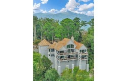 977 Summit Park Drive, Banner Elk, NC 28604