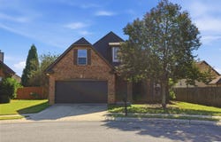 2304 DUNBAR CIRCLE, MOODY, AL 35004