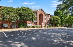 133 Sturbridge Drive, Clayton, NC 27520