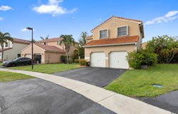 18413 NW 20th Street, Pembroke Pines, FL 33029