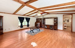 125 Ridgecrest Ln, Wewahitchka, FL 32465