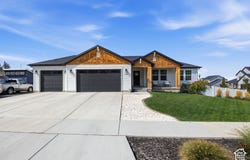 1236 S 120 E, Salem, UT 84653