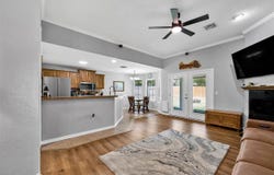 213 NW Cherry Ave, Cache, OK 73527