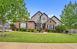 1510 Glastonbury Drive, Centerton, AR 72719