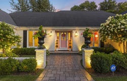 1010 Thunderbird Lane, Naperville, IL 60563