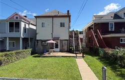 1029 Chartiers Ave, Elliott, PA 15220
