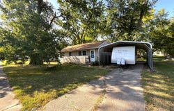 818 E. Lafayette St., Olney, IL 62450