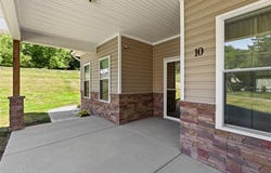 10 Walker Street, Collier Twp, PA 15071