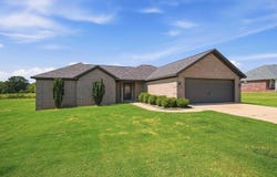 28 Kay Drive, Greenbrier, AR 72058