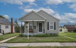 1320 HARDING Avenue, HERSHEY, PA 17033