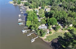 6207 Holly Trail, Gloucester, VA 23061