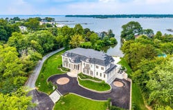 566 E Shore Road, Kings Point, NY 11024