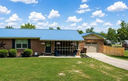 48 Meadow Drive, Stanton, KY 40380