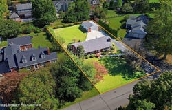 111 S Hampton Rd, Louisville, KY 40223