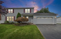 46 Olde Harbour, Rochester, NY 14612