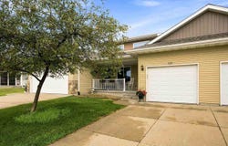 4447 Quail Trail Dr, Marion, IA 52302