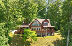832 Dunloggin Road, Cullowhee, NC 28723