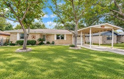 304 Sunflower, Marion, TX 78124