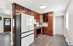 1508 S Olive Dr, Sioux Falls, SD 57103