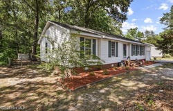 2444 Pine Knoll Drive, Kinston, NC 28504