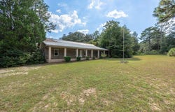 4568 Yellow Bluff Road, Crestview, FL 32539