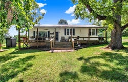 25098 J Highway, Versailles, MO 65084