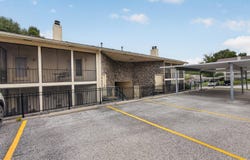 202 Park DeVille Place, Columbia, MO 65203