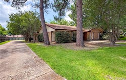 604 Cooper Street, Ennis, TX 75119