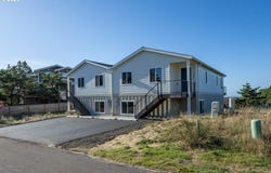 120 CRESCENT St, Oceanside, OR 97134