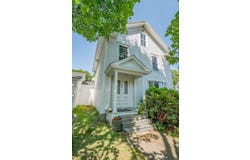 10 High Street, Milo, ME 04463