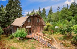 29374 FERNCREST Dr, Rainier, OR 97048
