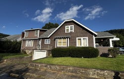 320 Monroe Ave, New Martinsville, WV 26155
