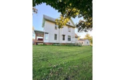 475 Church St, Fairview, IL 61432