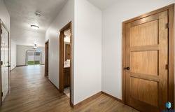 3503 S Broek Dr, Sioux Falls, SD 57106
