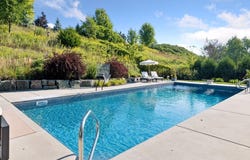 2901 Fairway Drive, Chaska, MN 55318