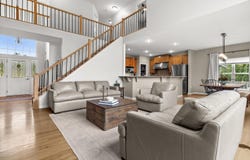 289 Lakeridge Dr, Oconomowoc, WI 53066